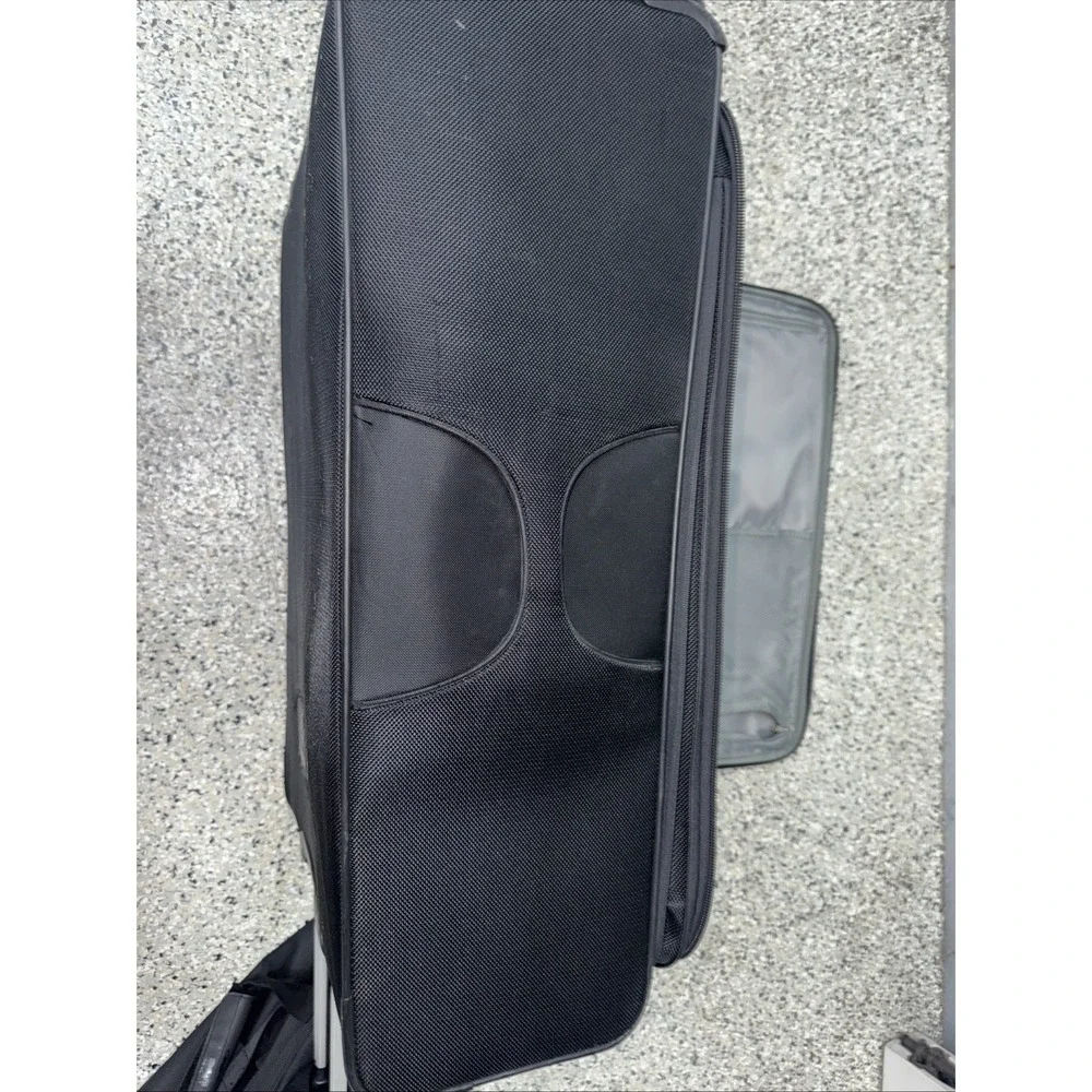 Samsonite 3 Piece Bundle Black Softside Spinner Expandable Carry On Check In 30